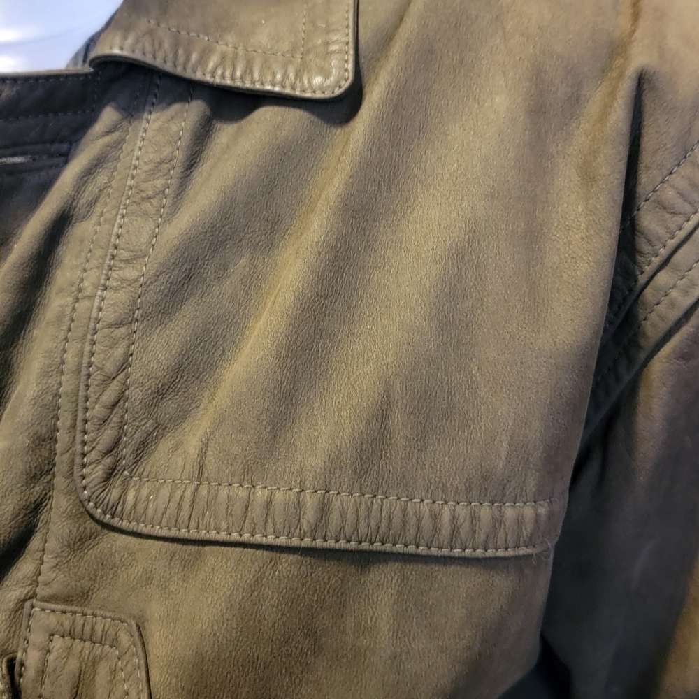 BURBERRY Sample Sale - Picture 7 of 7